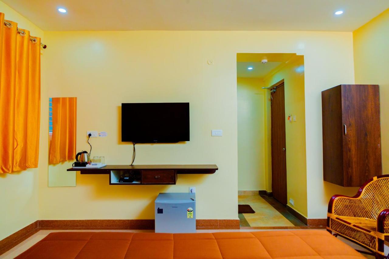 Laughing Waters Fine Stay Kuttalam  Ngoại thất bức ảnh